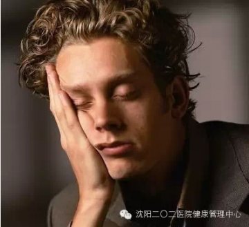如何辨别亚健康症状 调理吃什么？