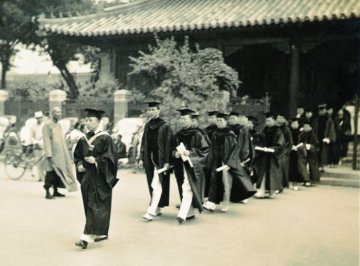 协和学子心目中的楷模--缅怀吴阶平学长