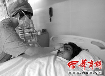 少女被推入30米深枯井6天后生还