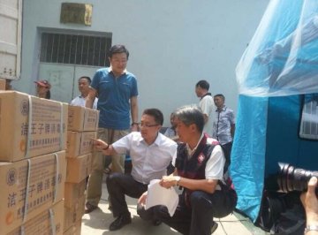 分秒必争 为保障灾民的健康护航——记环境所云南鲁甸地震救灾工作