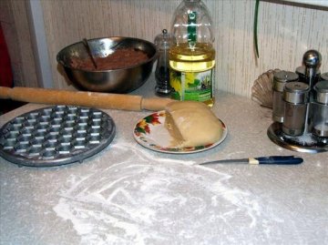 搞笑！看看老外怎么包饺子