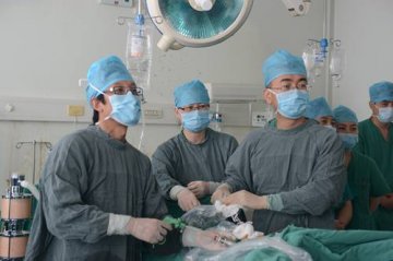 太原市妇幼保健院郎景和院士工作站迎来首位北京专家