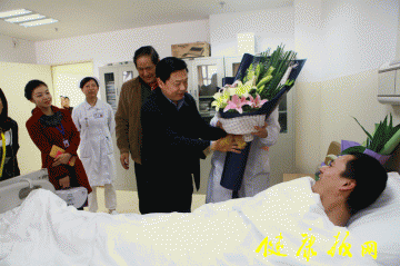 医患之间：湘雅医院医务人员为白血病患者捐献造血干细胞