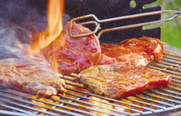 吃烤肉洒点新鲜柠檬汁可防癌
