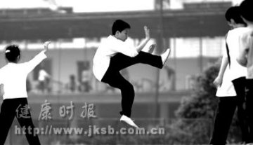 少儿流行练习太极拳