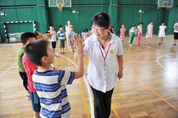 儿童精神科医师不足300人