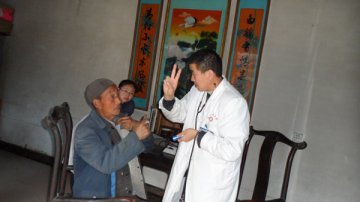甘肃庄浪县为农民建1200份户档