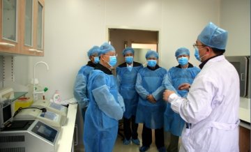 全国政协教科文卫体委员会考察中国疾控中心 关注顶层设计