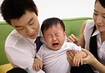 婴儿夜啼或致孩子长得慢
