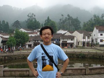 云帆沧海恣飞扬：记基础医学院2004级直博生徐冲