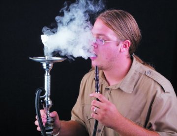 毒品致幻揭秘：大麻素扰乱生物钟