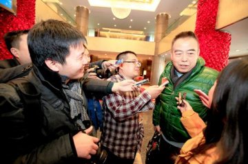 政协委员陈凯歌：最关注雾霾问题