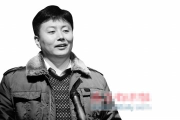 打假“斗士”遭遇打假 深大副教授指方舟子剽窃