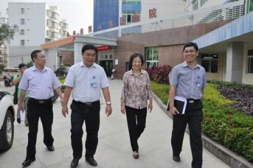 省慈善总会赵若鸿秘书长到海南慈善惠民医院调研