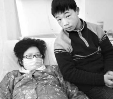 患白血病女孩7年中坚持捐助孤儿院
