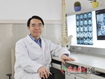 女性穿高跟易腰腿痛 办公族成腰腿痛“重灾区”