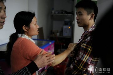 孕妇超市偷奶粉自称遭殴打致流产