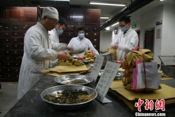 浙江官方：佩戴香囊可预防H7N9 每天闻香2次