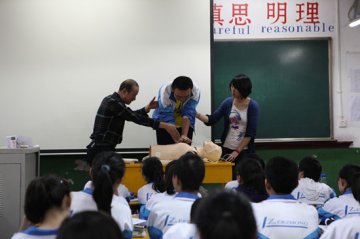 甘肃急救开展“急救知识进学校”活动