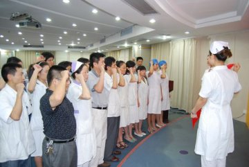 弋矶山医院举行庆“七一”专题活动推进创先争优