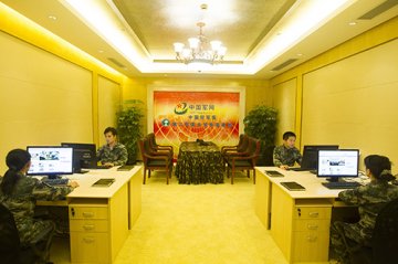 “军医值班室”——牵手名医进军营