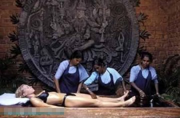 图揭最古老神秘的女体按摩