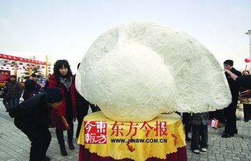 一个饺子重600公斤难寻大锅煮