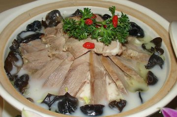 冬季进补羊肉禁忌：不可与茶同食