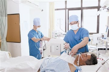 5.12国际护士节：护理一线剪影