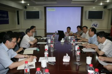 刘谦副部长到中国疾控中心检查指导实验室生物安全工作