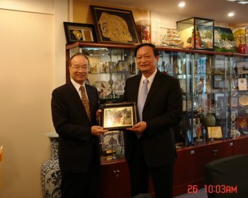 王部长会见台湾生策会代表团