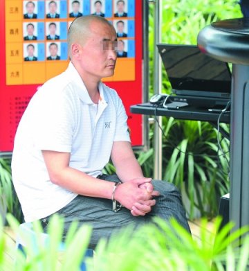 老太游摊扎针昏迷不治身亡 专家称应选正规医院