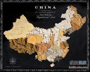 用特色食物拼成世界地图