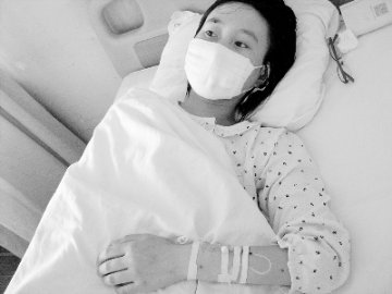 白血病缠上两贫困中学生 好心人争相献爱心