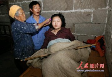 重庆17岁少女假死火化炉前复活