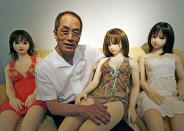 心理探秘：他们为何喜欢充气娃娃