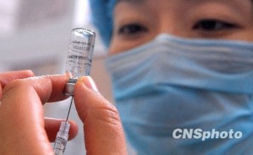 疾控中心专家称甲型流感疫苗安全有效