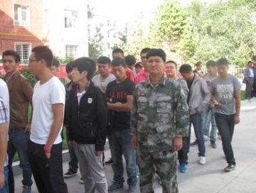 新疆阿勒泰市疾控中心完成2013年夏秋季征兵HIV抗体检测工作
