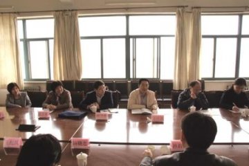 借“一对二支持”活动，深化构建无结核病的和谐校园工作-山东对大学志愿者项目进行研讨性督导