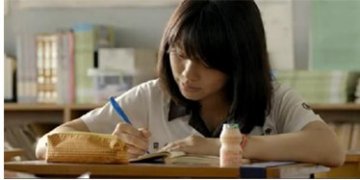 养乐多在台湾：一个小瓶子的五十年魔力传奇