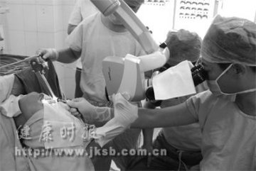 安庆市立医院：激光治疗喉部疤痕