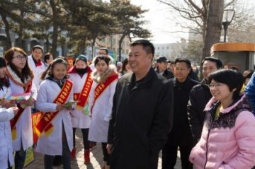吉林省疾控中心参加“3.24世界防治结核病日”人民广场宣传活动