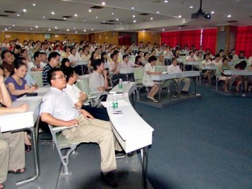 中山三院翁建平教授解读开展临床研究重要性、推动学科建设