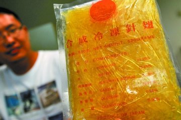 郑州市场现明胶合成的假鱼翅 部分流往饭店