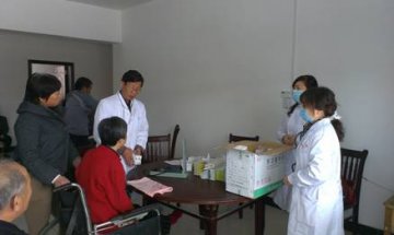 陕西省荣军第二医院深入大荔县敬老院开展巡回医疗活动