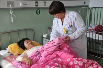 寻找身边的好医生系列报道之五十二：大爱无疆，医者无言