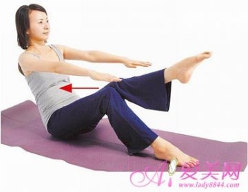 3招收腹减肥瑜伽动作 轻松减掉小肚子