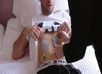 男子体验分娩2小时投降 分娩到底有多痛