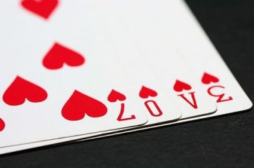 揭秘人类造谣赌博整容欺骗等十项行为背后原因