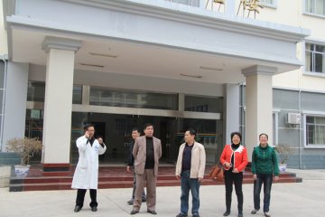 余可进组长到北海复退军人医院调研